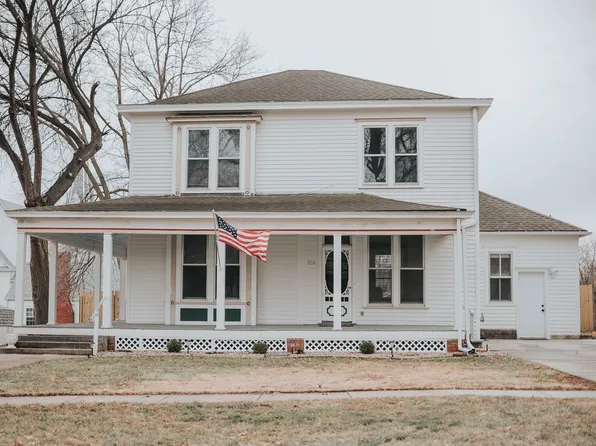 539 W 9th St, Wahoo, NE 68066