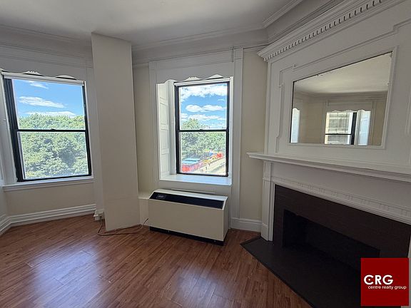 2nd image of 62-63 Boylston St #U314