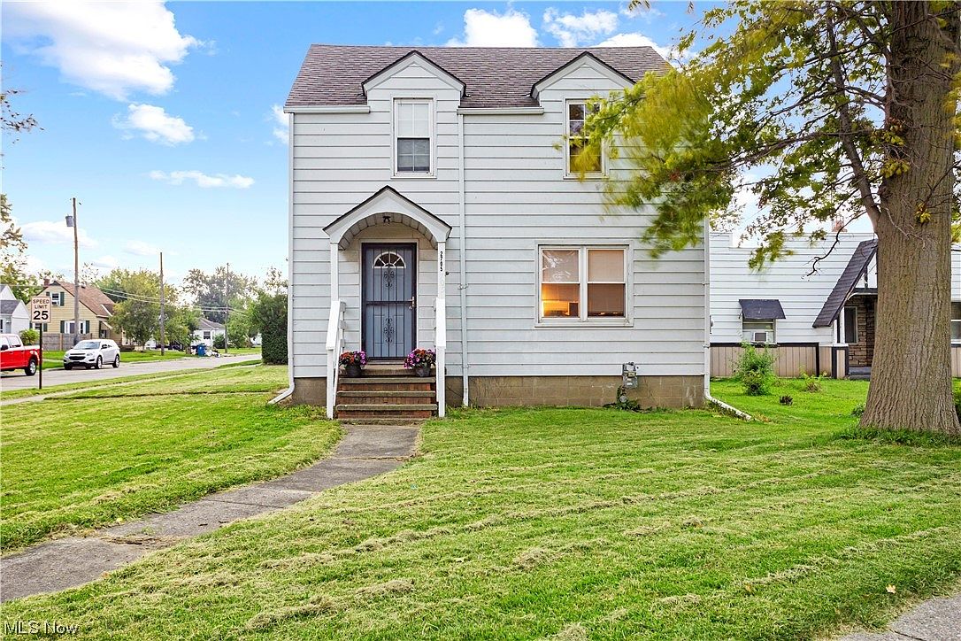 2705 W Erie Ave, Lorain, OH 44053 MLS 4485015 Zillow