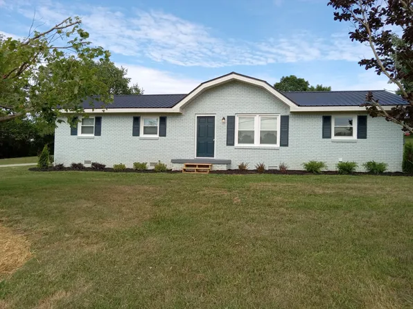 74 Parrish Ln, Mc Ewen, TN 37101