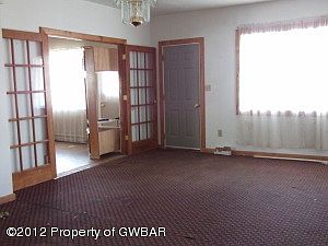 2nd image of 41 Cook St