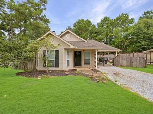 1619 Clover St, Mandeville, LA 70448