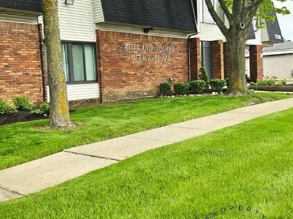 17200 W Ten Mile Rd, Southfield, MI