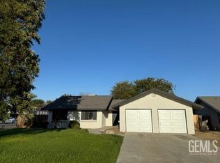 3900 Peachwood Ct, Bakersfield, CA 93309