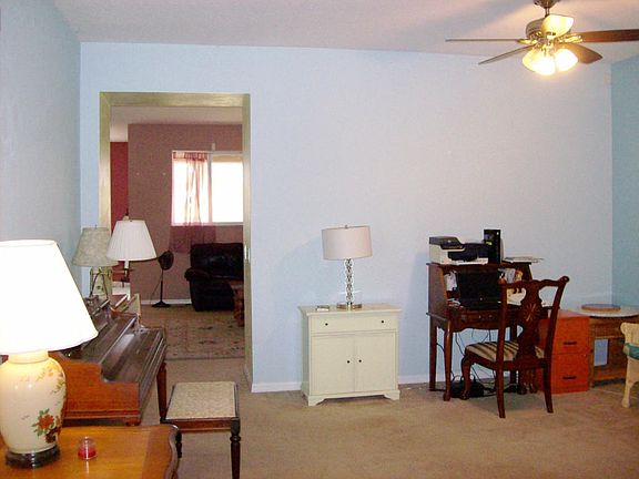 4th image of 450 SE Verada Ave