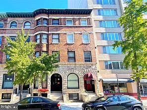 3rd image of 1115 N Calvert St