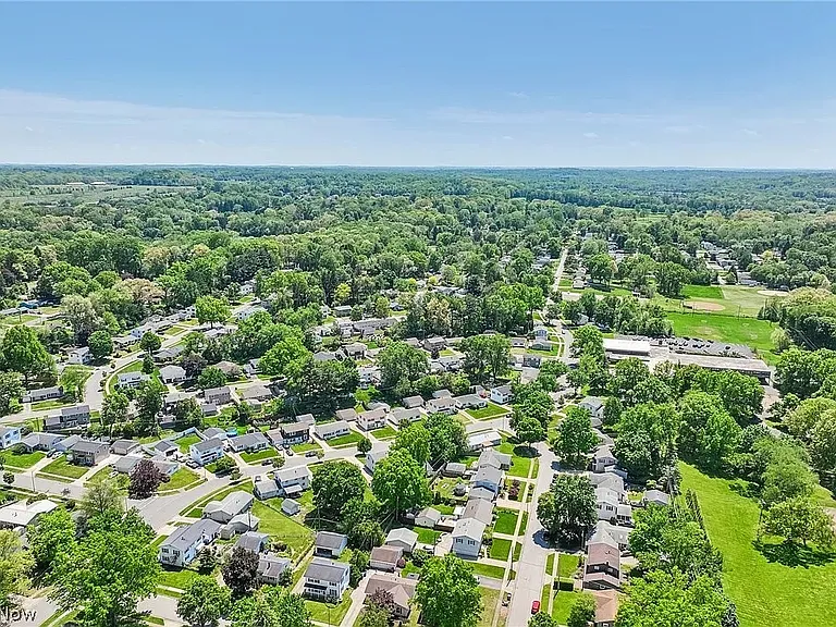 2369 Frederick Dr — Photo 40