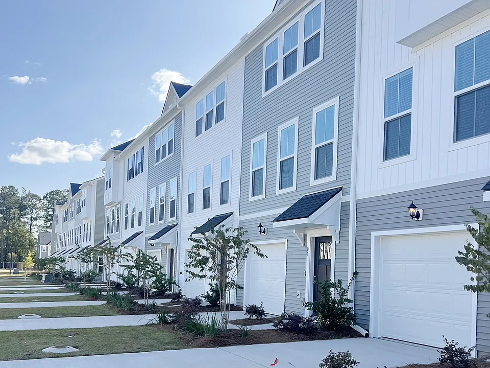 Outpost Creek Townhomes