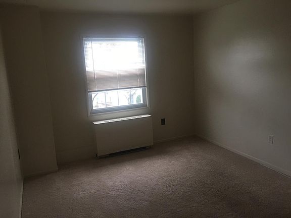 5th image of 4503 Romlon St APT 202