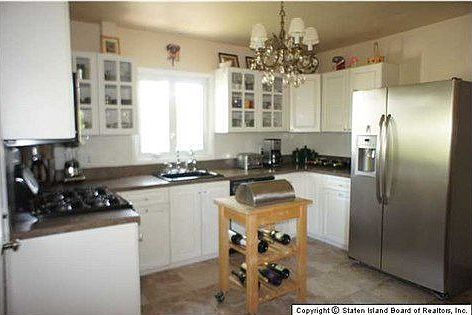 4th image of 71 Cypress Ave
