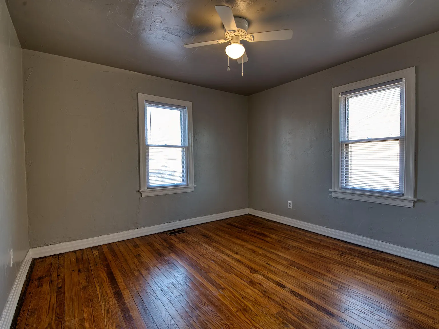 3112 Cashion PL - 1 — Photo 3