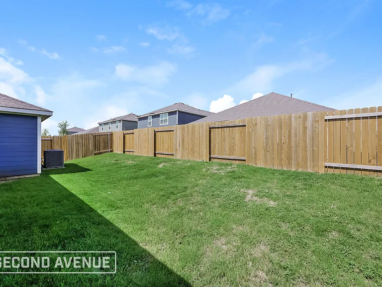 1321 Woodwinds Dr — Photo 23