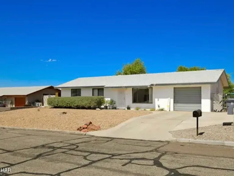 783 Lakeland Dr — Photo 12