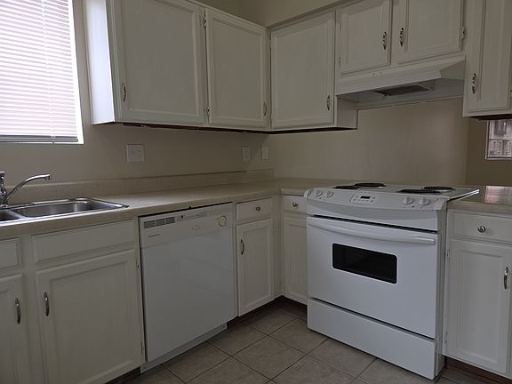5th image of 6238 E Greenway Cir APT 1
