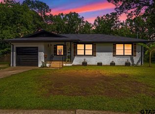 2216 Pleasant Dr, Tyler, TX 75701