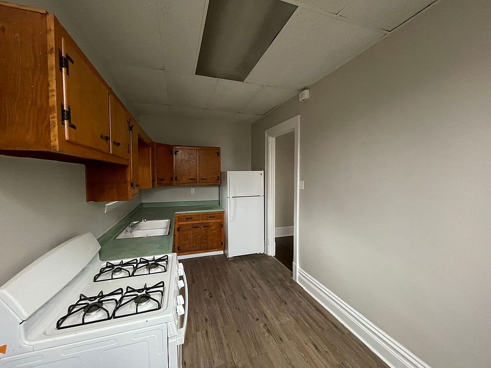 Bergman Apartments 3045 Bergman St Pittsburgh, PA Zillow