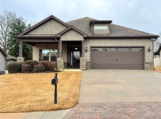 305 Linden Hall Ln, Easley, SC 29640