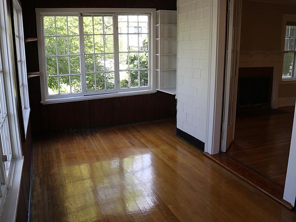 2nd image of 480 Belmont St #1