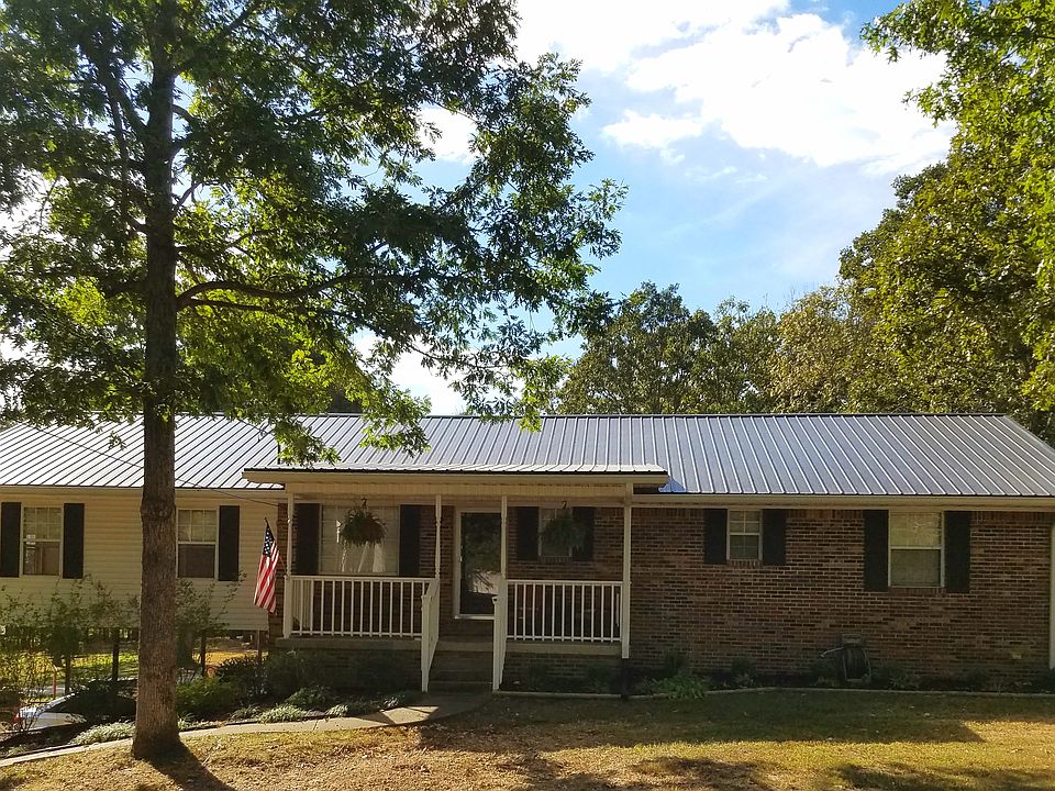 Beautiful home with lots of 