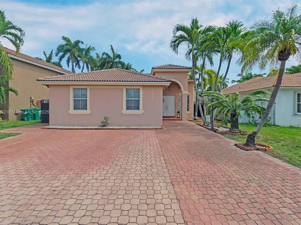 16401 SW 94th St, Miami, FL 33196