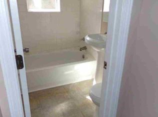 443 Oak Dr, Hapeville, GA