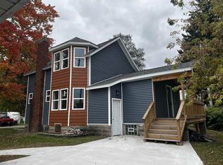 365 Dixie Blvd, Algonac, MI 48001