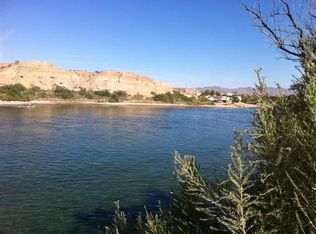9667 S Dike Rd, Mohave Valley, AZ 86440