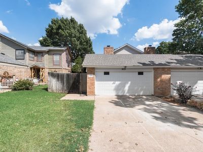 1433 Palmnold Cir E, Fort Worth, TX, 76120