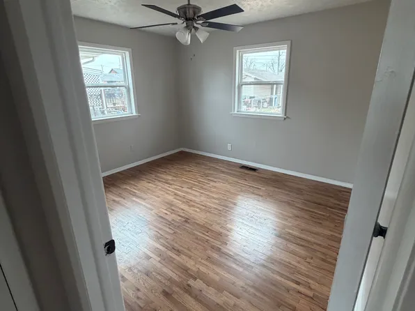 315 E Fry Pl, Claremore, OK 74017