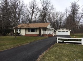 1020 N French Rd, Amherst, NY 14228