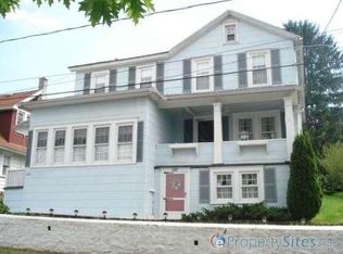 207 McLean St, Dupont, PA 18641