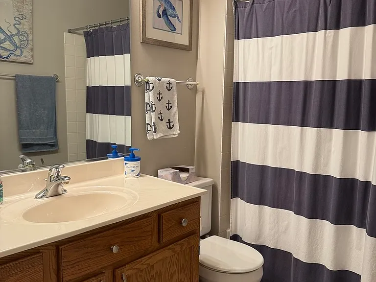 1153 E Cambria Ln S — Photo 13