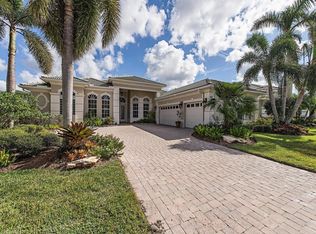 5039 Cerromar Dr, Naples, FL 34112