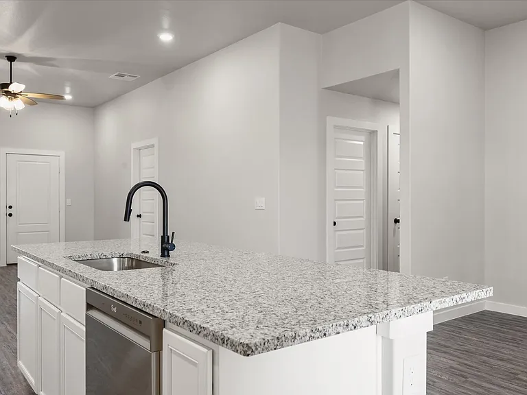 3518 Turner Ave — Photo 3