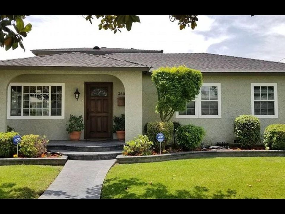 2nd image of 3803 Magnolia Ave