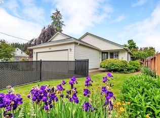 245 S 2nd St, Creswell, OR 97426