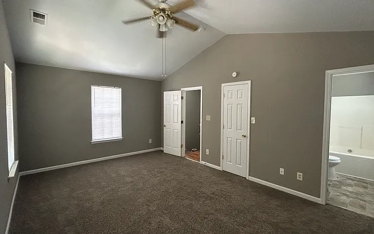 2840 Oasis Ln — Photo 9