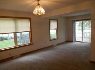 933-35 W Grandview Blvd, Erie, PA