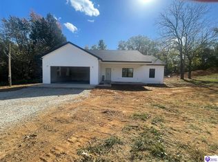 1150 Cherokee Rd, Brandenburg, KY 40108