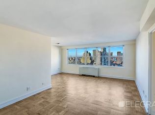 888 8th Ave APT 10N, New York, NY 10019