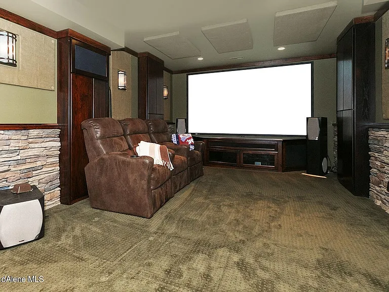 6113 N La Rochelle Dr — Photo 15