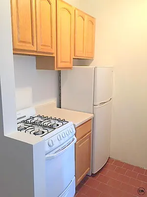 Rented by DSA Realty | media 26