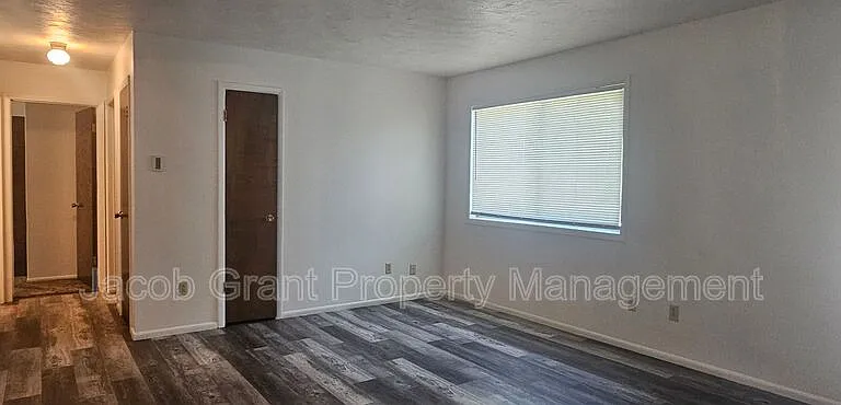 796 Whittier St #2 — Photo 4