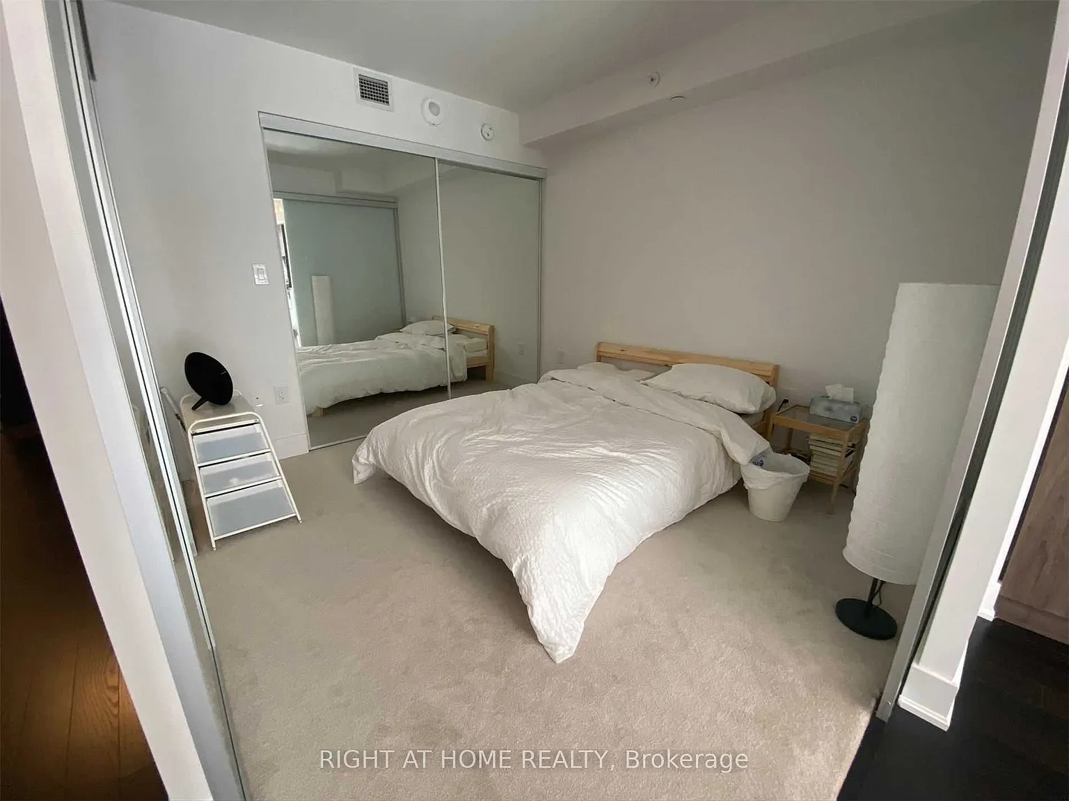 2 bed, $2,350 — Photo 4