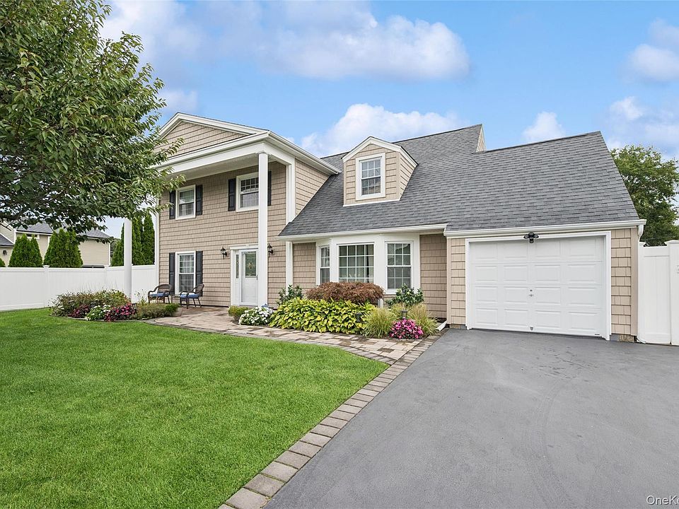 1st image of 181 Cirrus Road