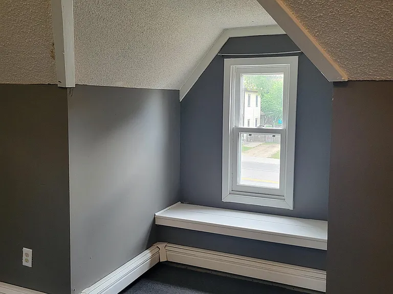 401 Central Ave — Photo 19