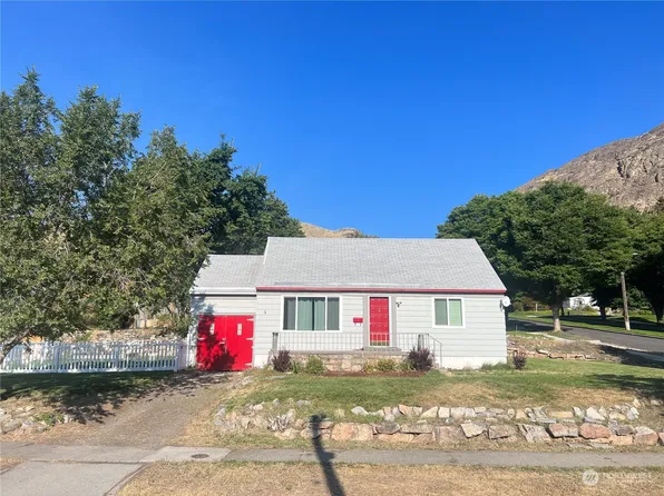 210 Stevens, Coulee Dam, WA 99116