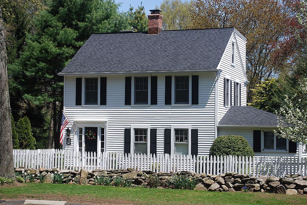 1444 Bronson Rd, Fairfield, CT 06824 Zillow