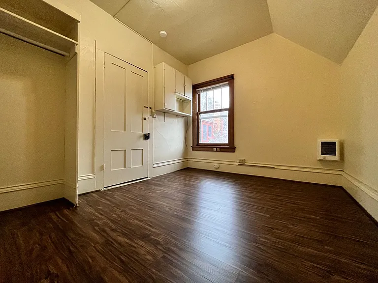 340 Jefferson St #203 — Photo 11