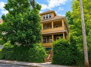 52 Crescent Ave, Staten Island, NY 10301